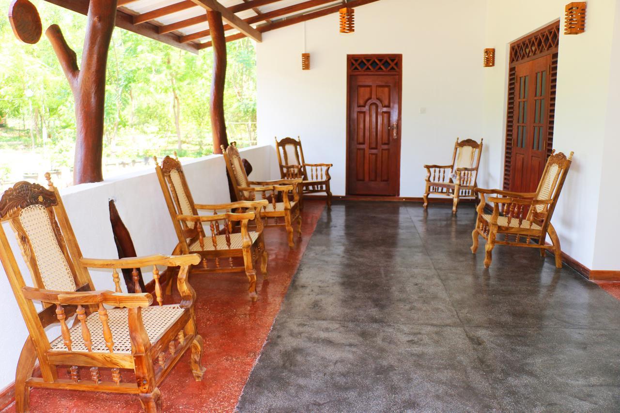 Lavish Eco Jungle Hotell Tissamaharama Exteriör bild