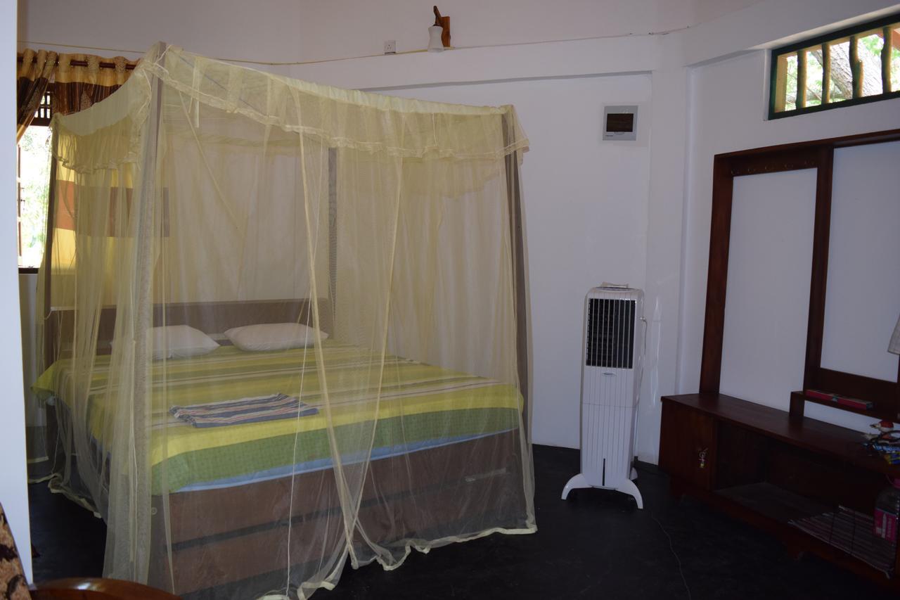 Lavish Eco Jungle Hotell Tissamaharama Exteriör bild